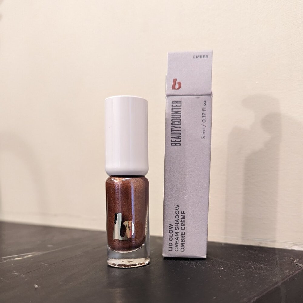 Beautycounter Lid Glow Cream Shadow - Ember 5 ml full size